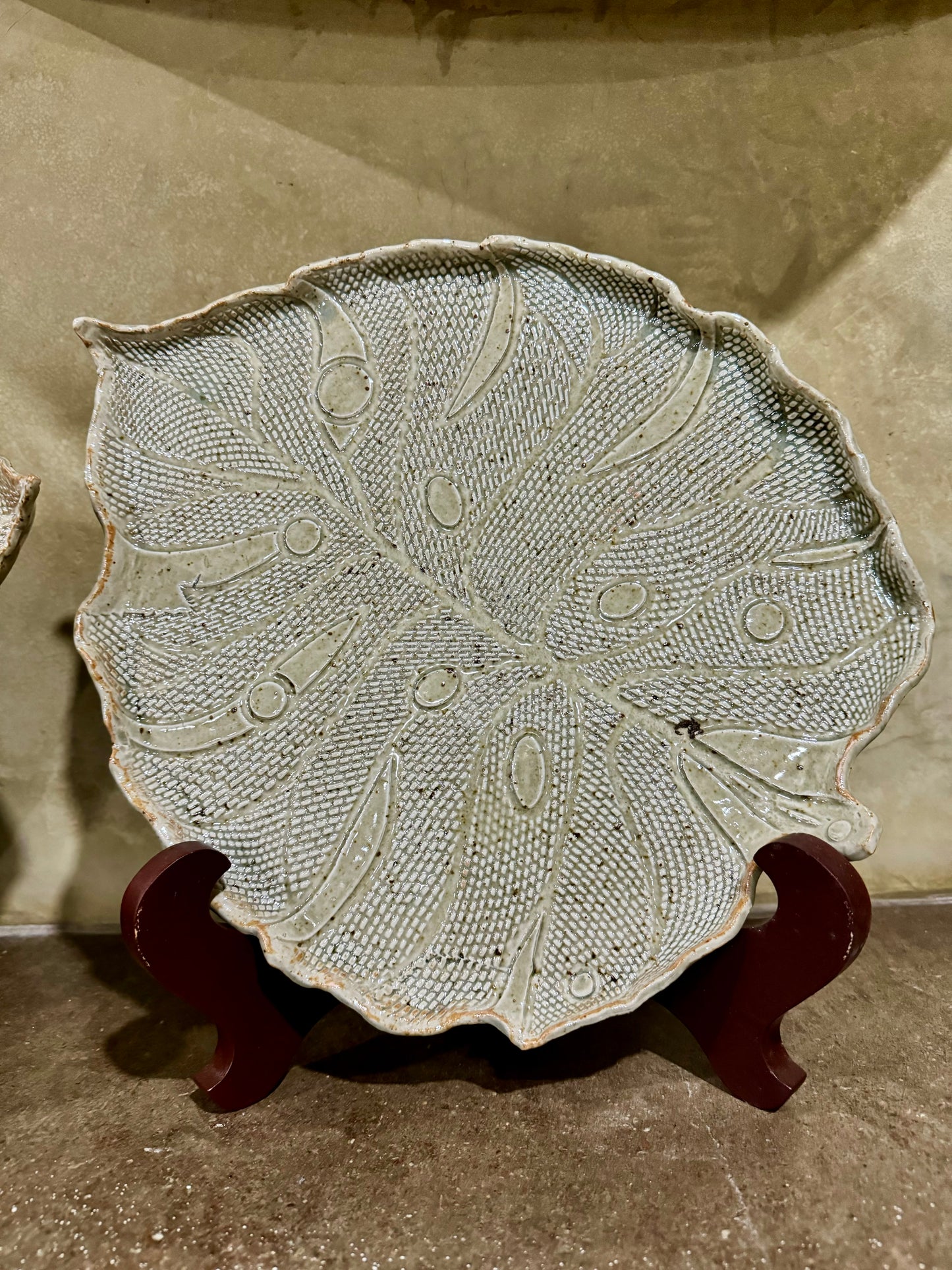 Monstera Leaf Plate