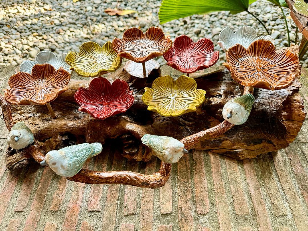 Lilypad with Birds Tealight Tabletop