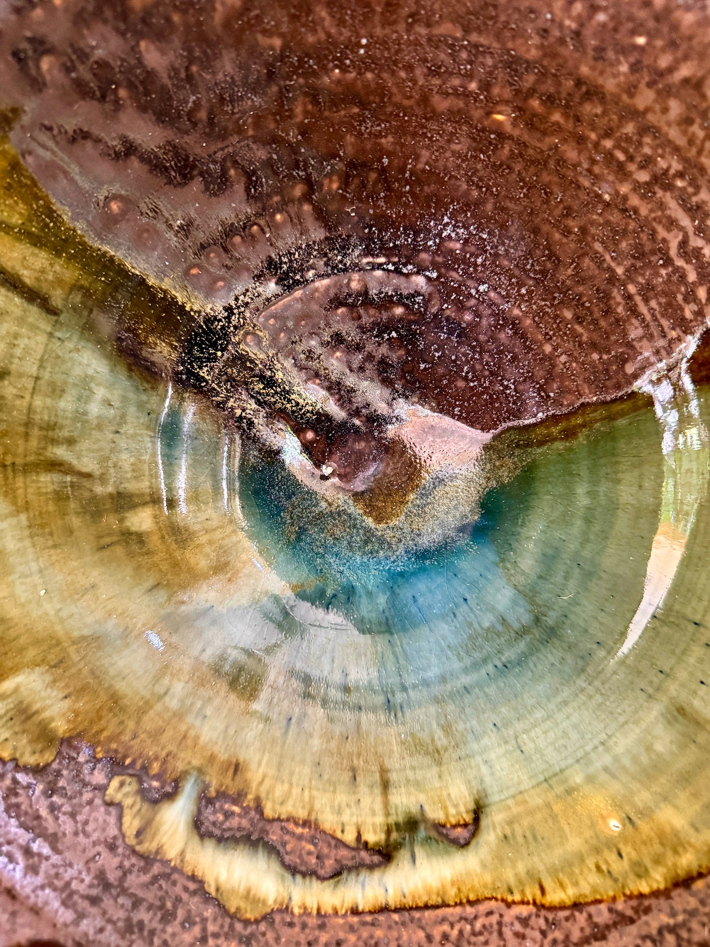 Medium Serving Plate (Wheel Thrown)