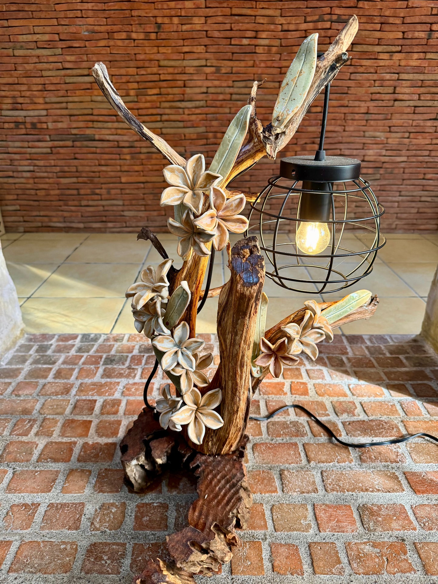 Calachuchi Lamp Tabletop