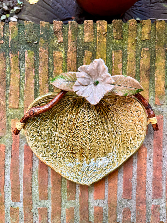 Large Abaniko Bowl with Flower