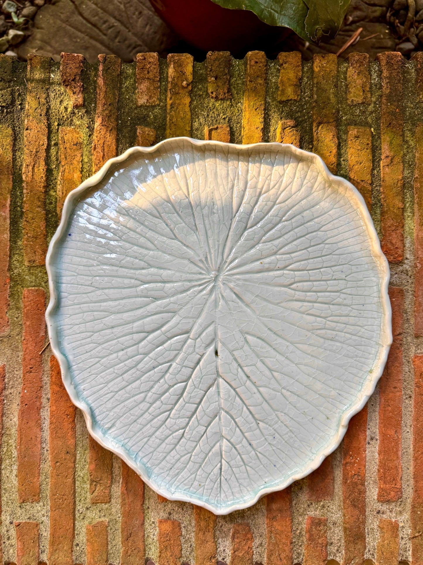 Lotus Dinner Plate