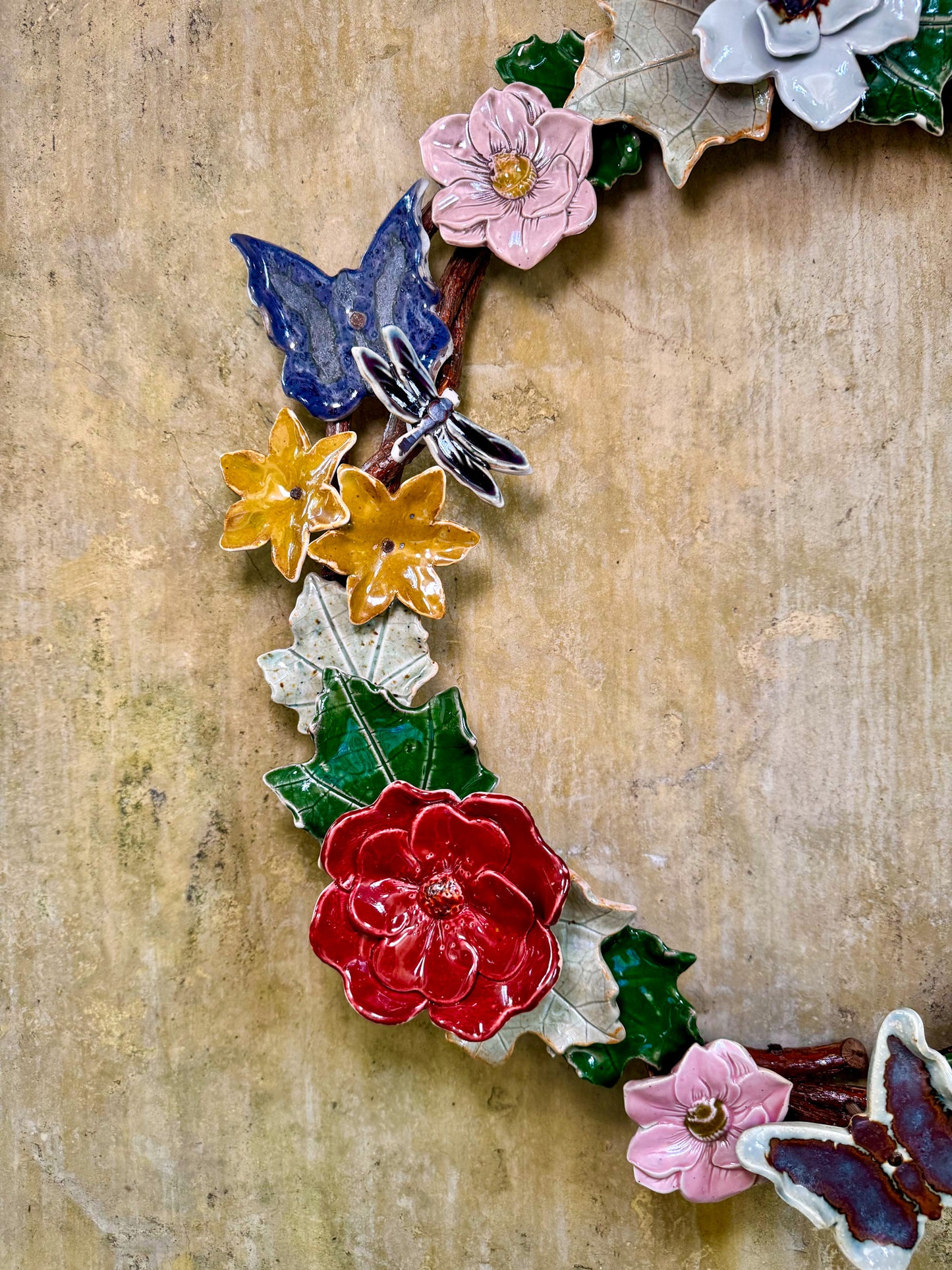 Flower Wreath Wall Hang