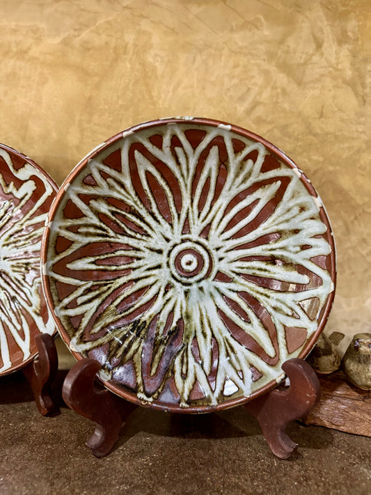 Large Serving Plate (Wheel Thrown)