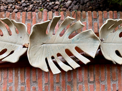 Monstera with Birds on Vines Tabletop (Matte)