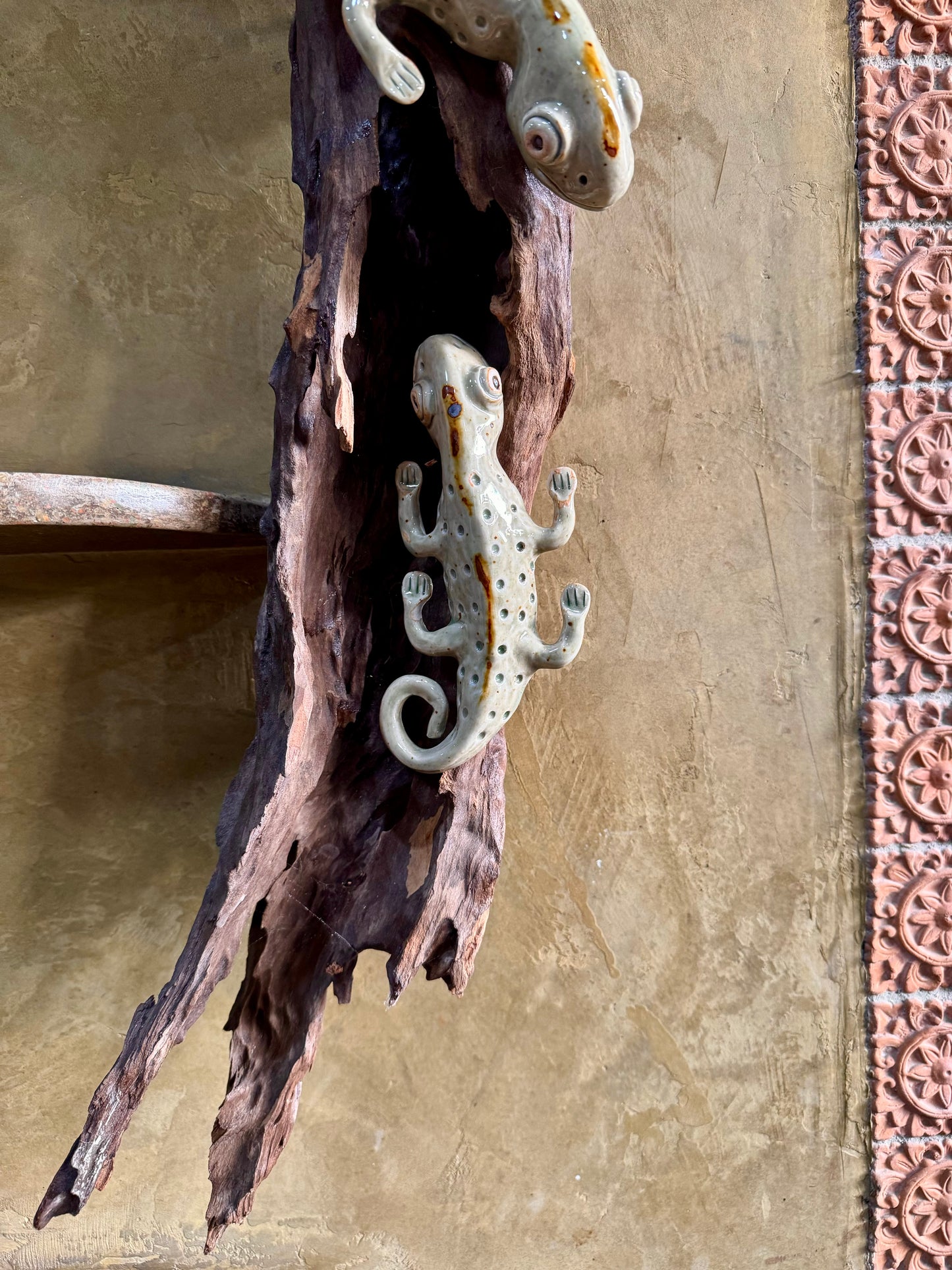 Tuko Wall Hang / Tabletop