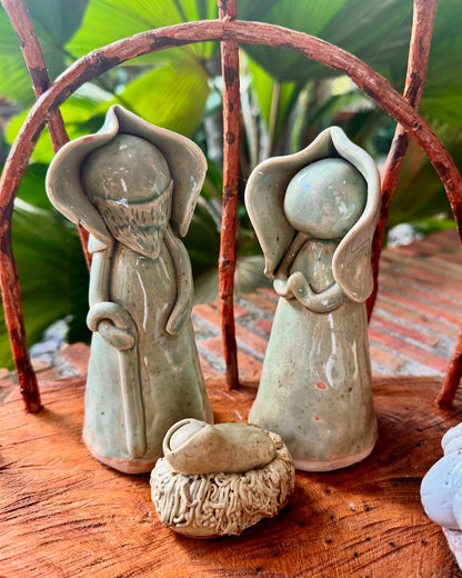 Nativity Tabletop (Mary, Jesus, Joseph, Angel, & 1 Sheep)