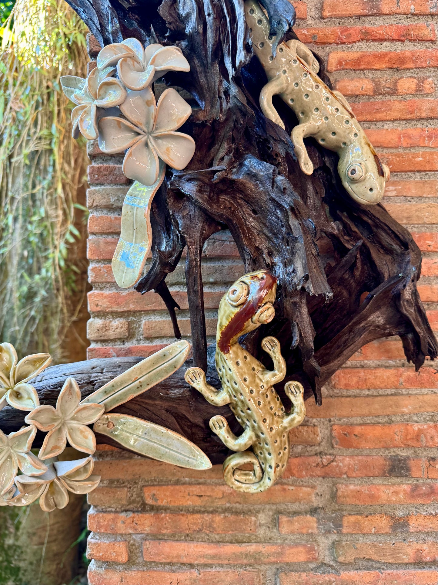 Tuko & Calachuchi Wall Hang