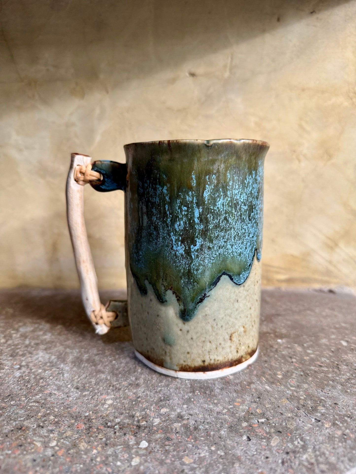 Mug with Root Handle