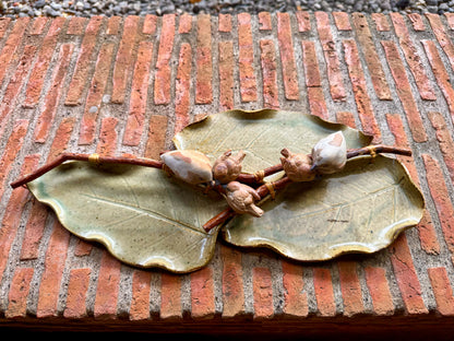 Birds on Leaves Tabletop