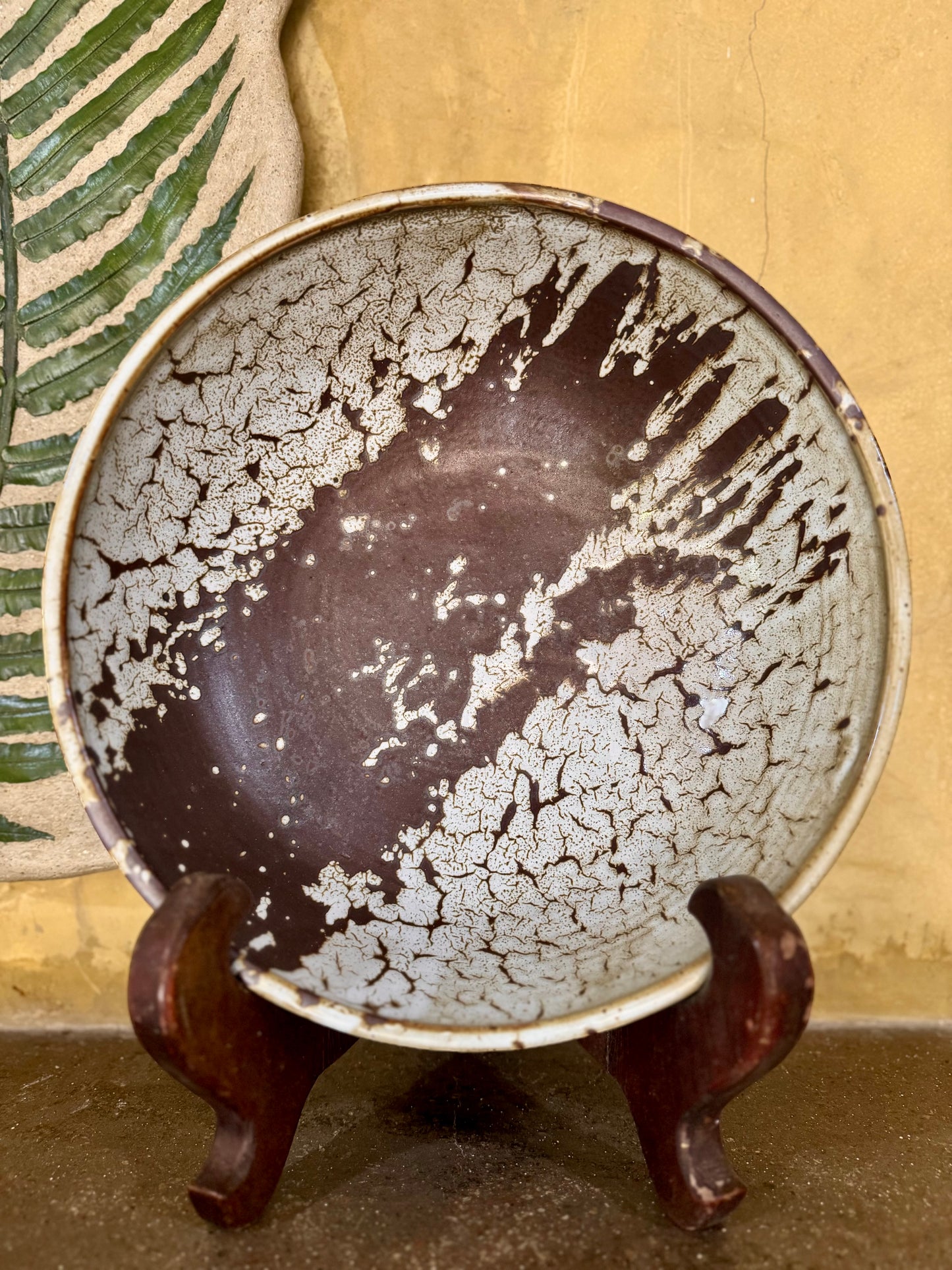 Large Serving Plate (Wheel Thrown)