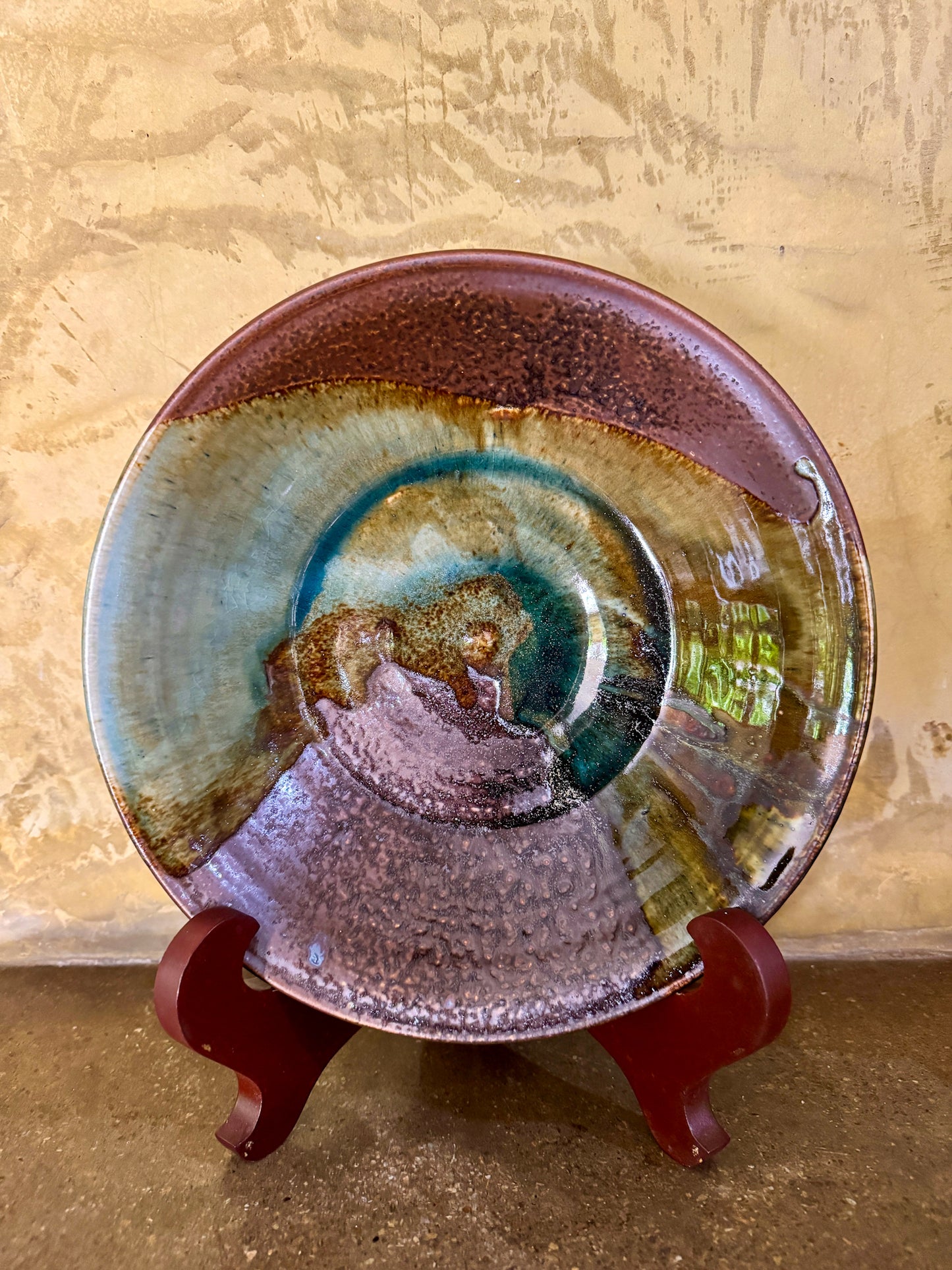 Medium Serving Plate (Wheel Thrown)