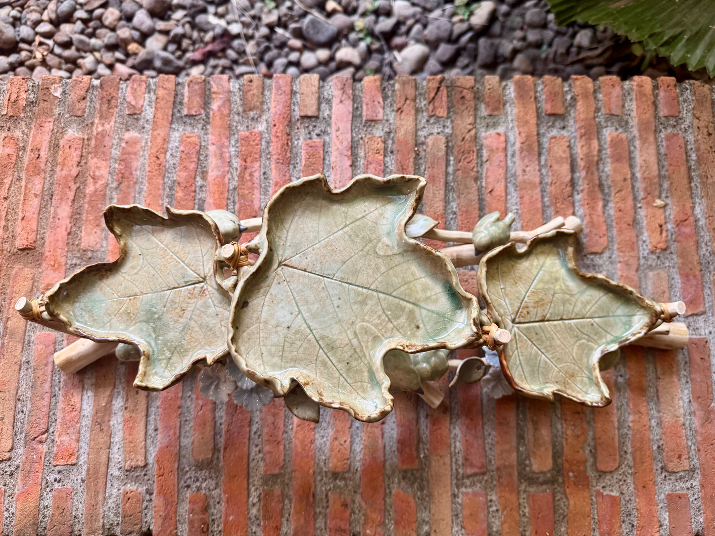 Leaf Plate with Birds and Flowers Tabletop