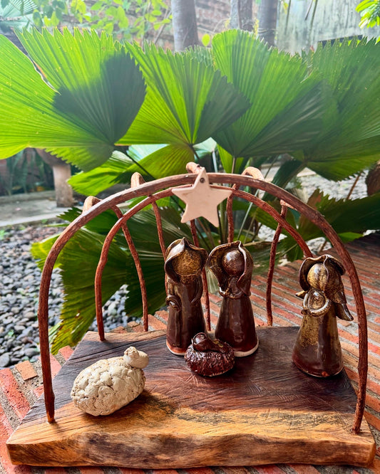 Nativity Tabletop (Mary, Jesus, Joseph, Angel, & 1 Sheep)