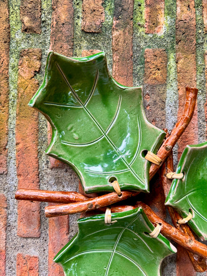 Leaf Plates with Vines