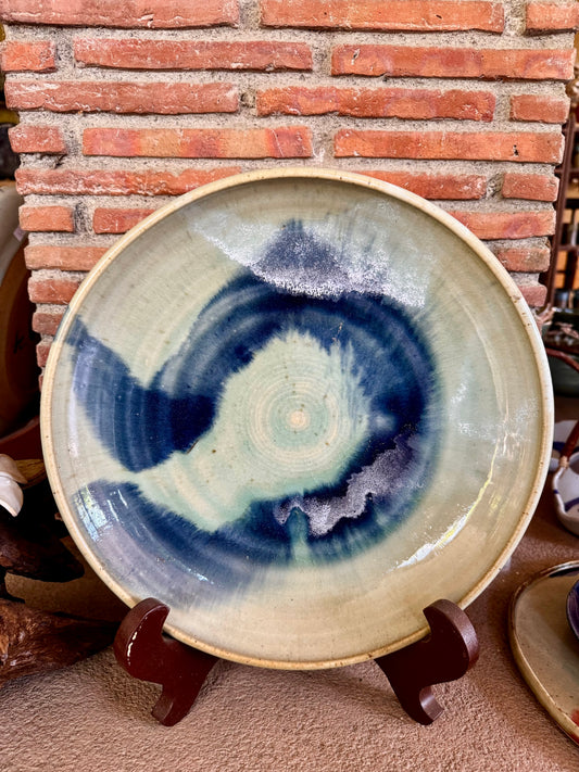 Large Serving Plate (Wheel Thrown)