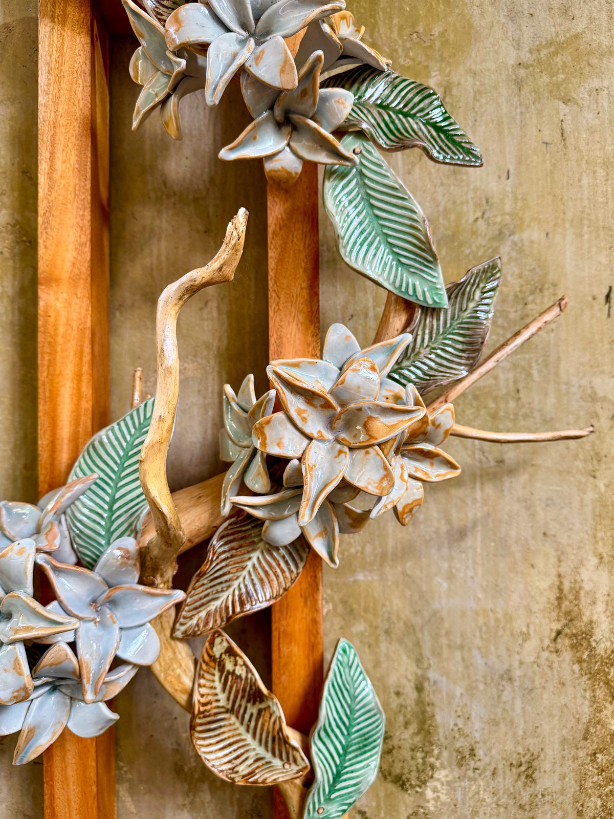 Lily Wall Hang