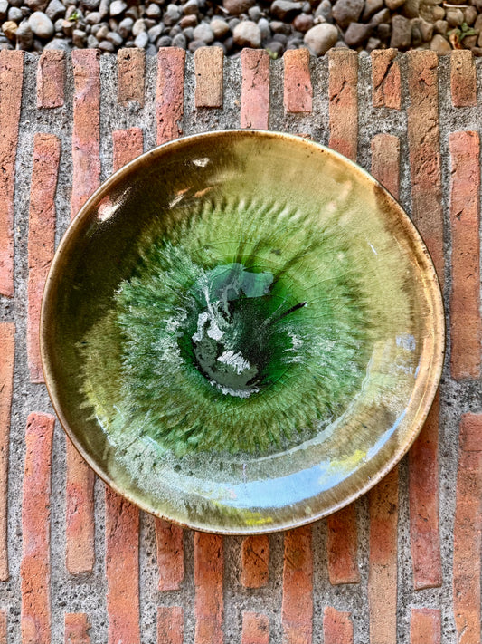 Medium Serving Plate (Wheel Thrown)