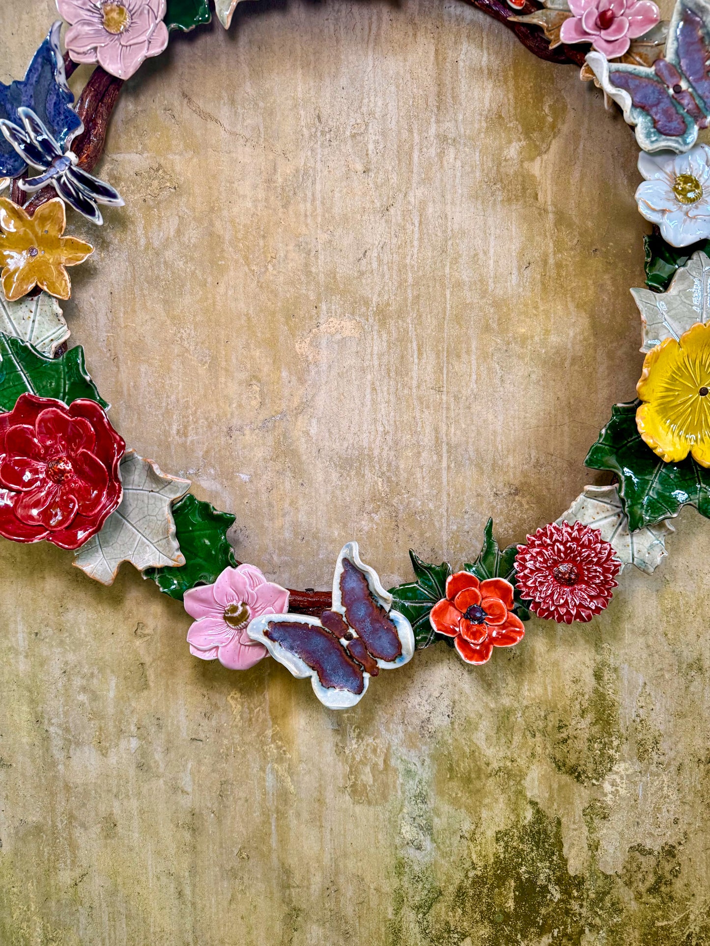 Flower Wreath Wall Hang