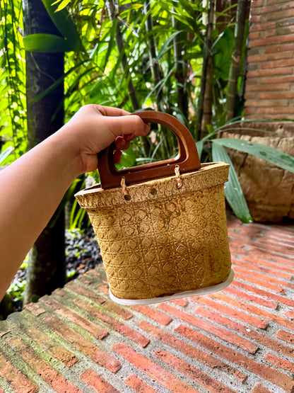 Bayong Vase (Medium)