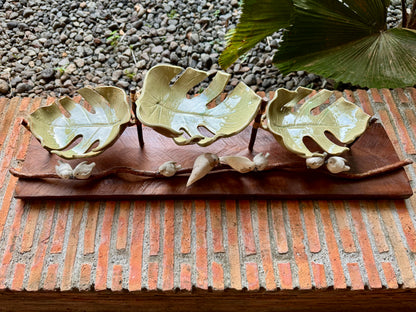 Monstera with Birds on Vines Tabletop (Glossy)