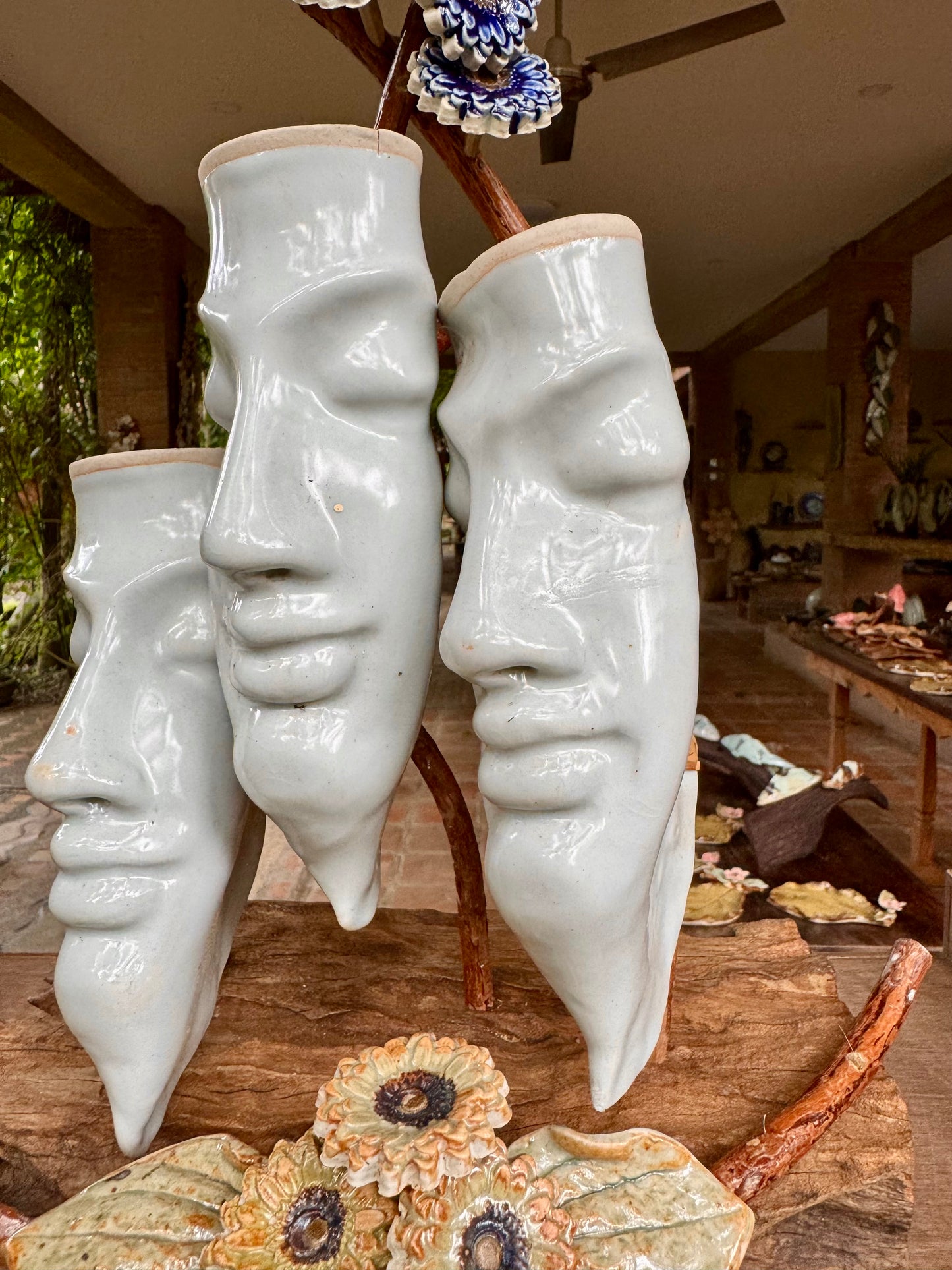 Face Vase Tabletop